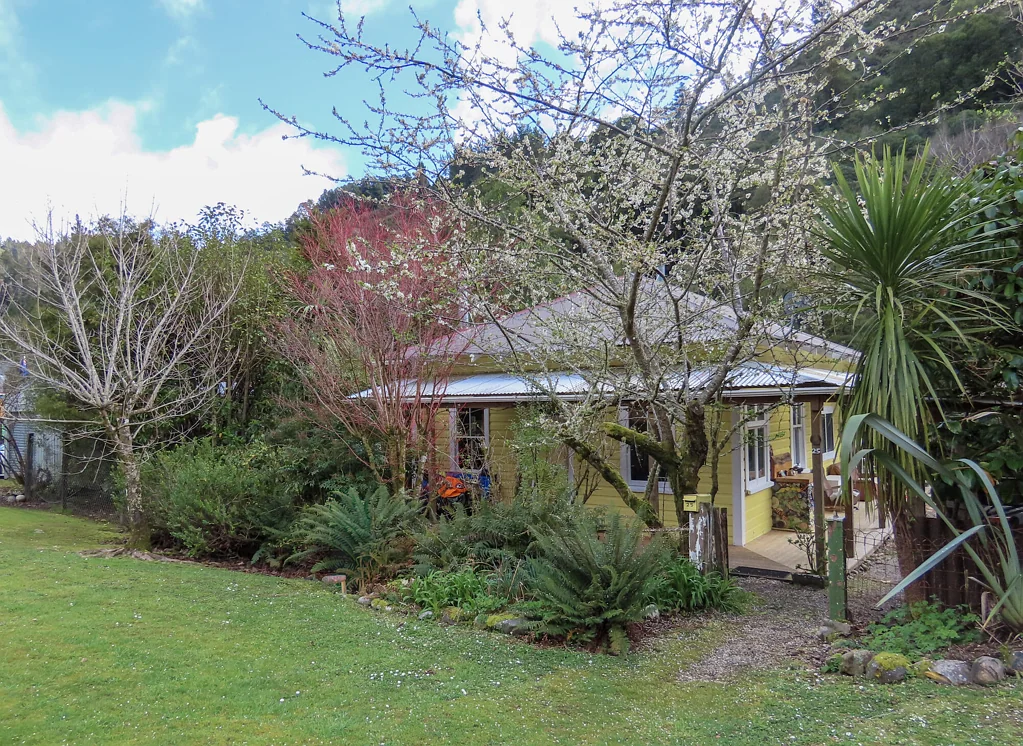 Reefton 2બેડરૂમ Something Special in Blacks Point