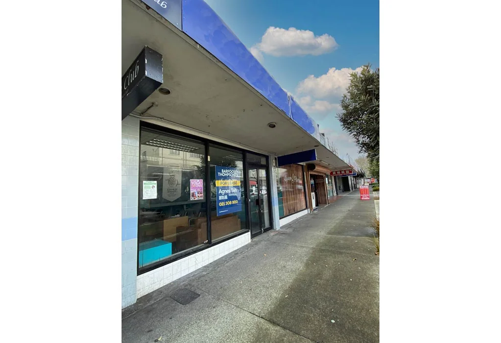 Mount Albert  RETAIL IN MT ALBERT TOWN CENTRE