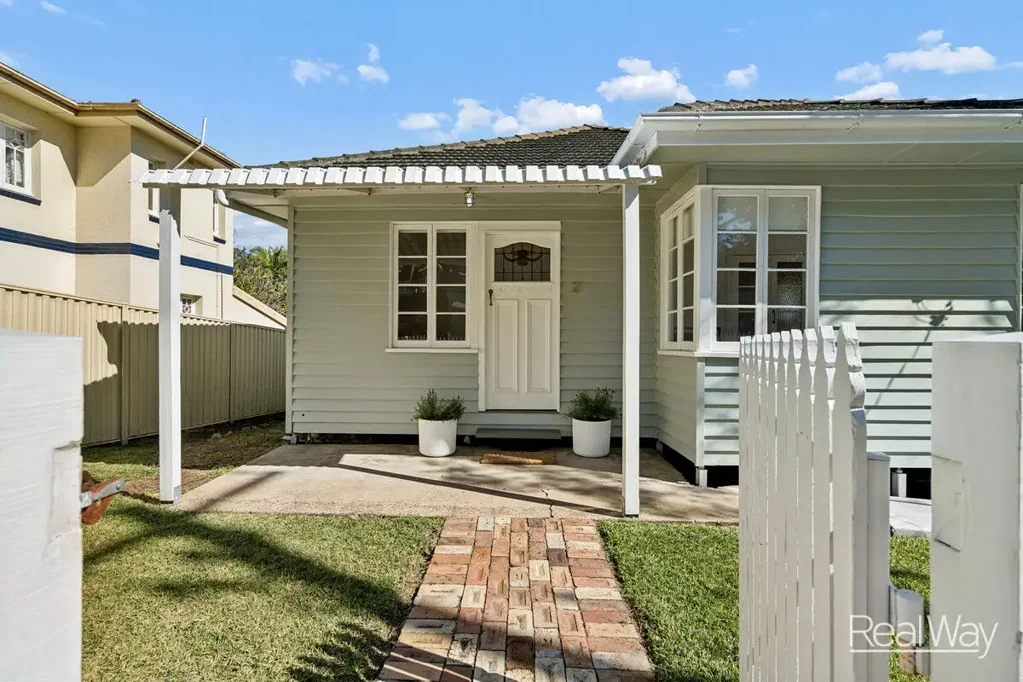 Ipswich 3कमरा WHITE PICKET FENCE DREAM - INNER CITY STYLE