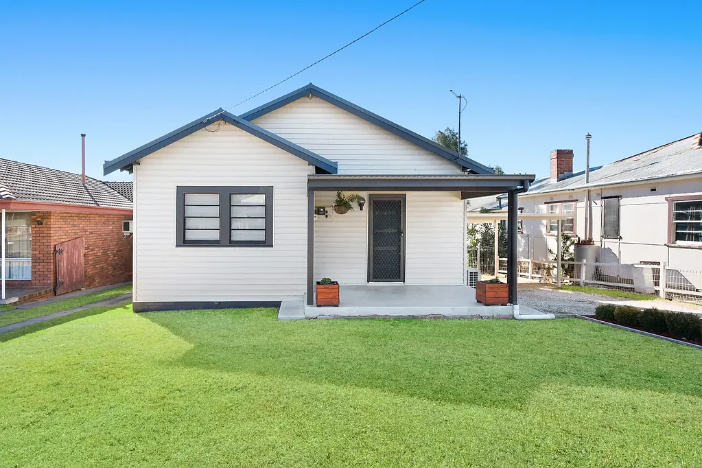 Easy Living with Space, Comfort and Rear Access
