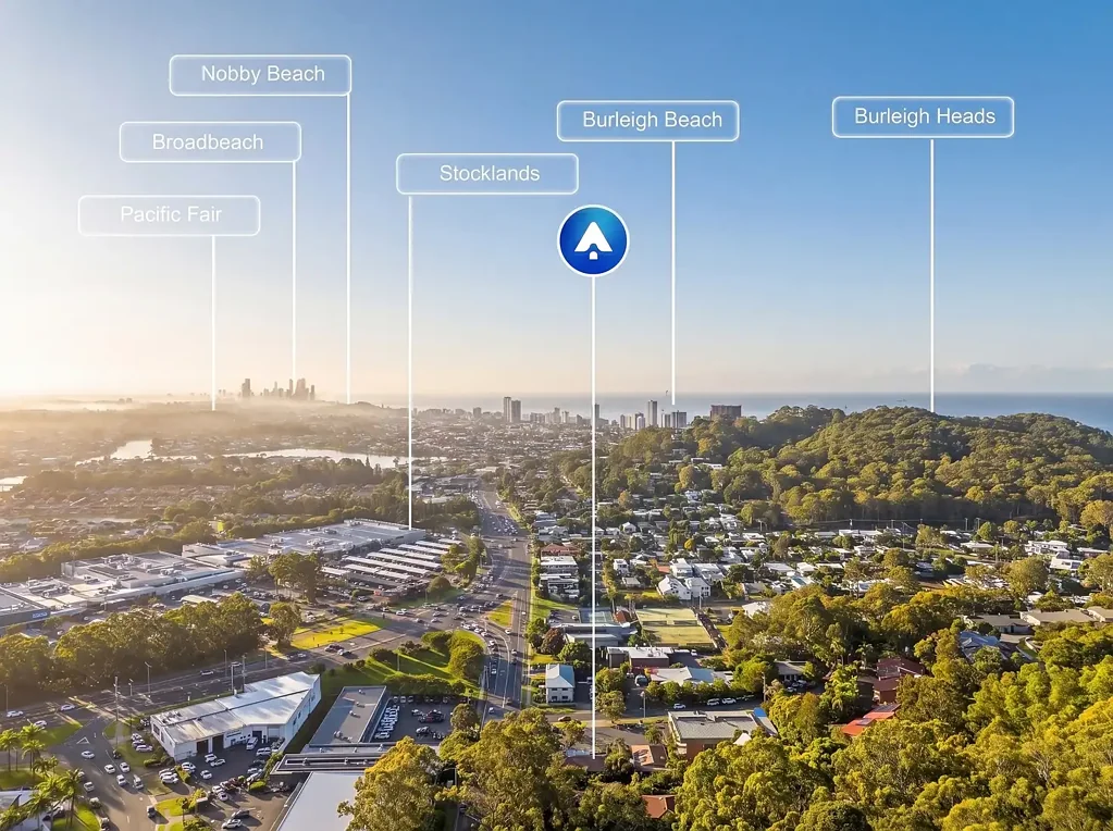 Burleigh Heads 4غرفة نوم Beachside Living on 471m² block  — Just 1.2km to Burleigh Beach !