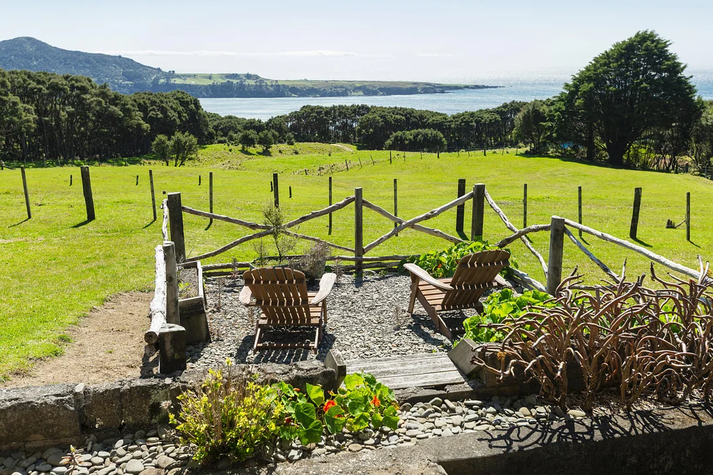 Hicks Bay 3침실 Spectacular views, restored character home