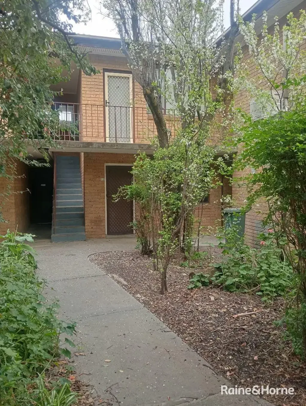 Convenient 1-bedroom apartment in the heart of Albion
