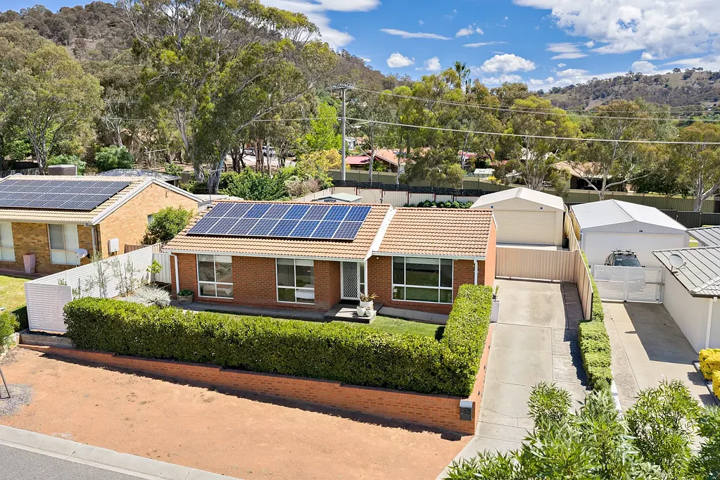 63 Freda Gibson Circuit, Theodore, ACT 2905