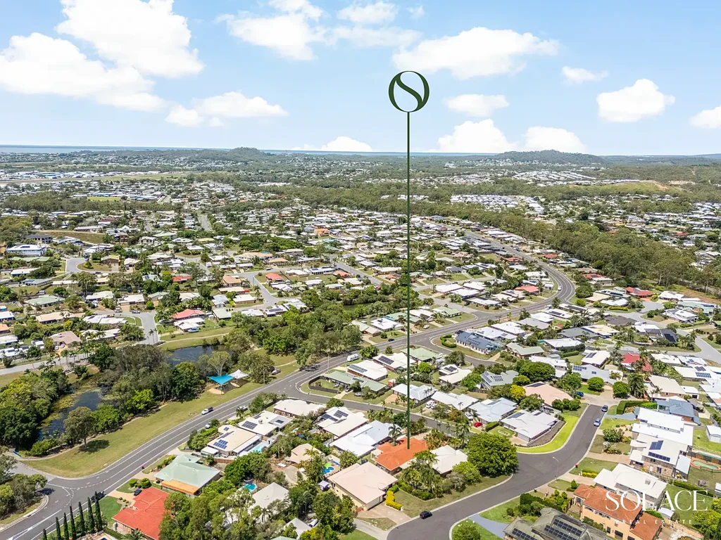 8 Fairbairn Place, Clinton, QLD 4680