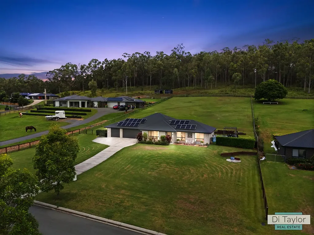 92-96 Munroe Drive, Woodhill, QLD 4285