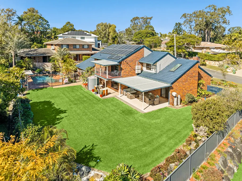 Rochedale South 5Moenga A QUARTER-ACRE FAMILY OASIS IN ROCHEDALE SOUTH