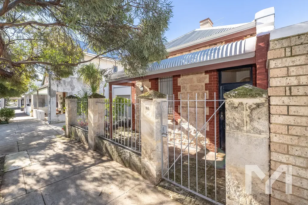 East Fremantle 3ห้องนอน You're Invited to... A Cottage with Genuine Character