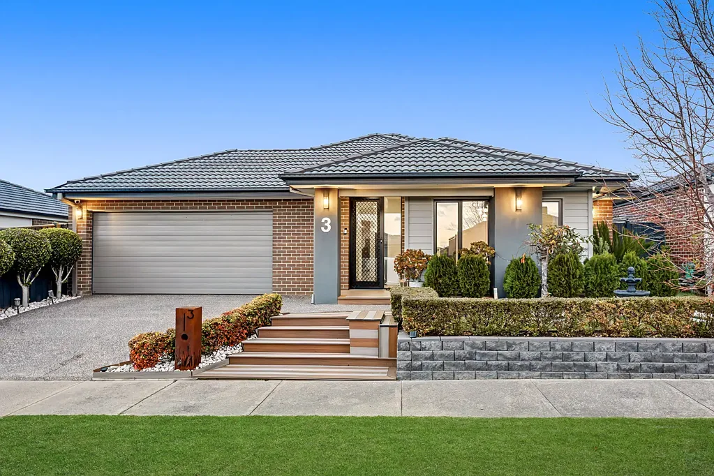 Clyde 4房  LUXURY FAMILY LIVING IN A PRIME CLYDE LOCATION