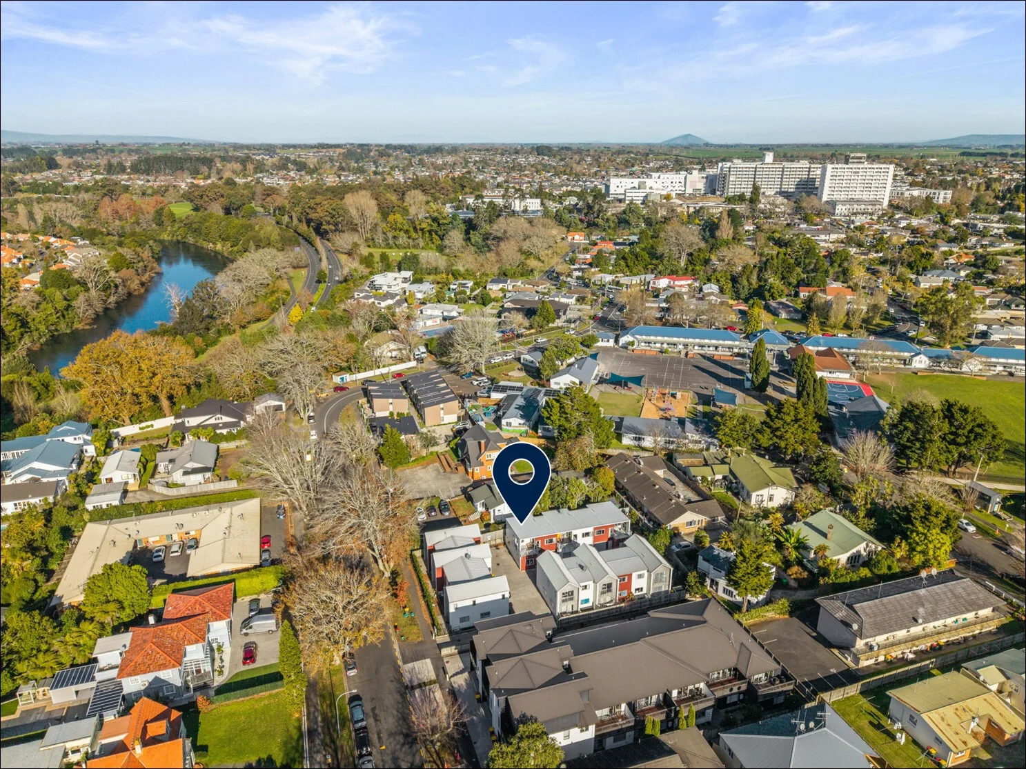 Hamilton Central 3房  Hospital locale, Boys & Girls High School Zone