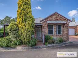 1/ 94a Rusden Street, Armidale