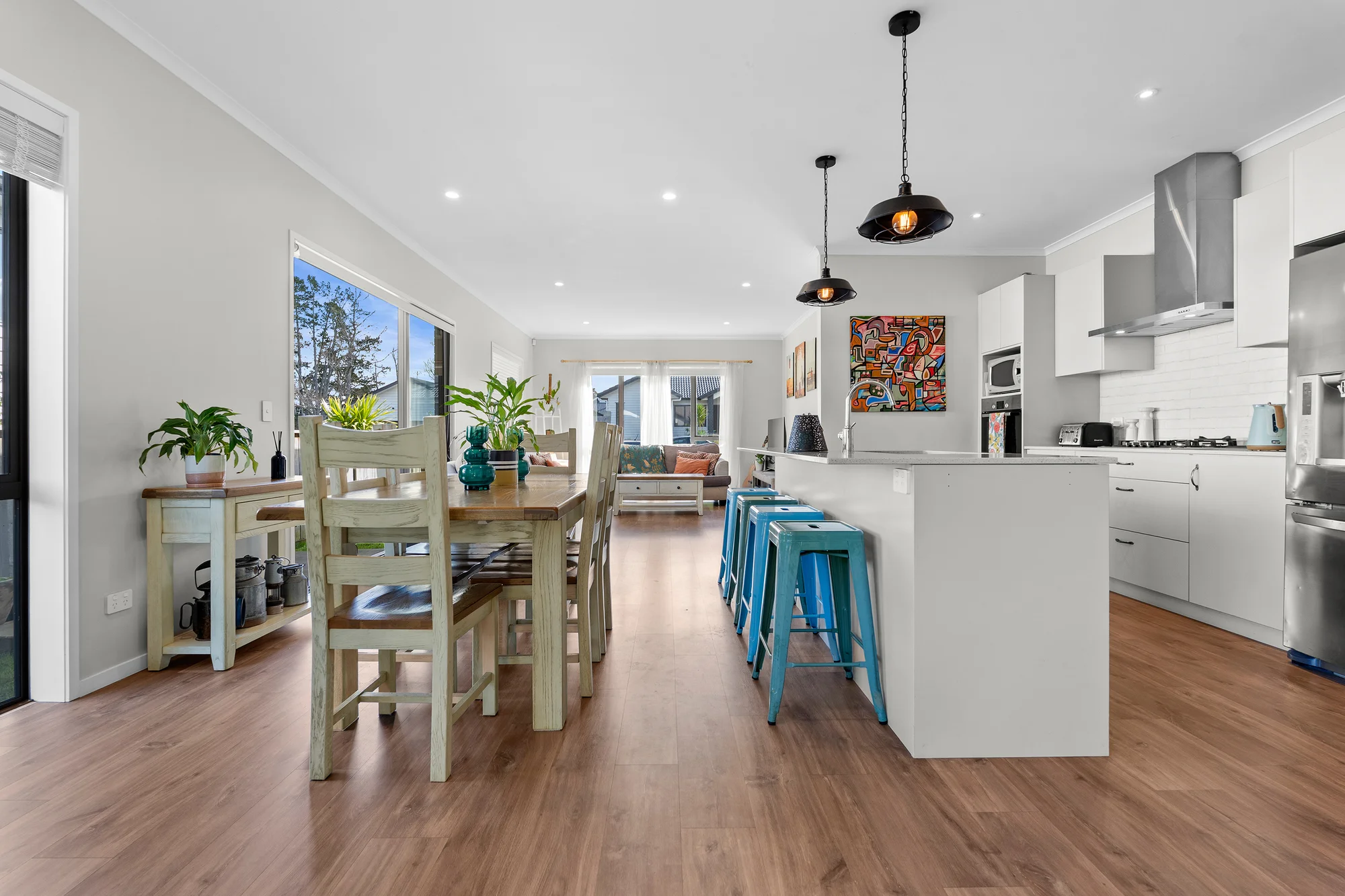 Kumeu 4房  Serious sellers needing serious buyers