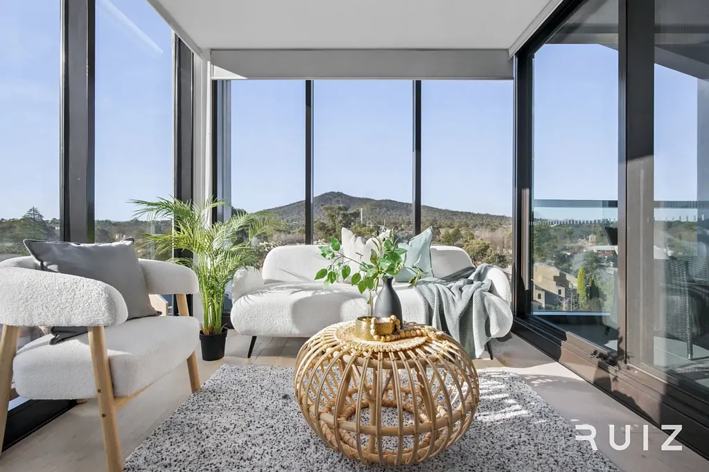 Reid 1कमरा East-Facing Corner Apartment with Panoramic Mountain Views – Premium CBD Living Opposite Canberra Centre