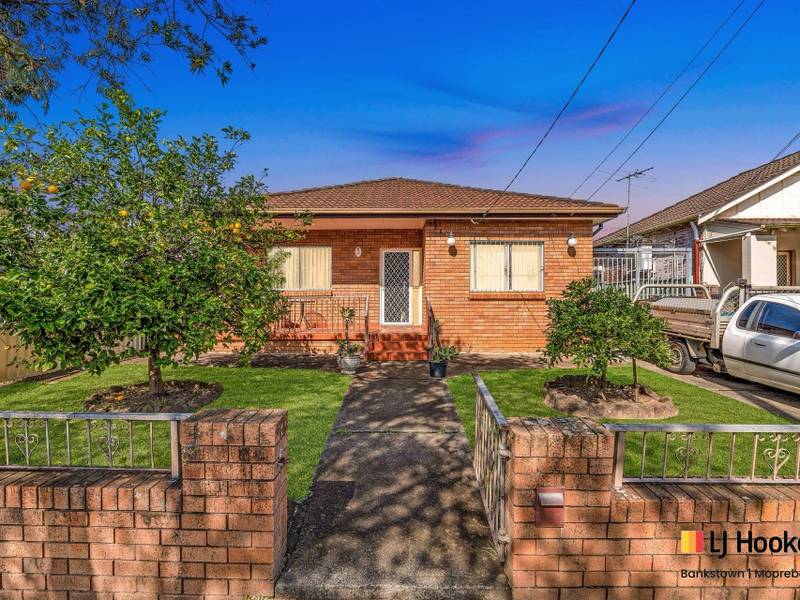 8 MIMOSA RD, GREENACRE NSW 2190, 0 chambres, 0 salles de bain, House