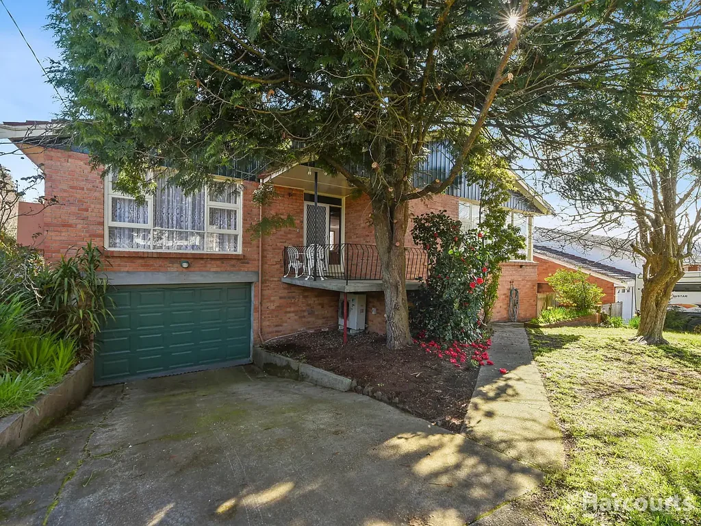 Newstead 5ਬੈੱਡਰੂਮ Charming Home in a Prime Location