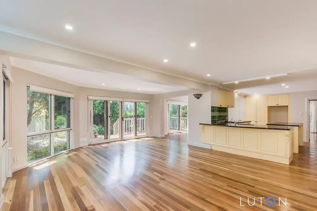 "Unique Residence - Large Family Home with Modern Attached Flat"