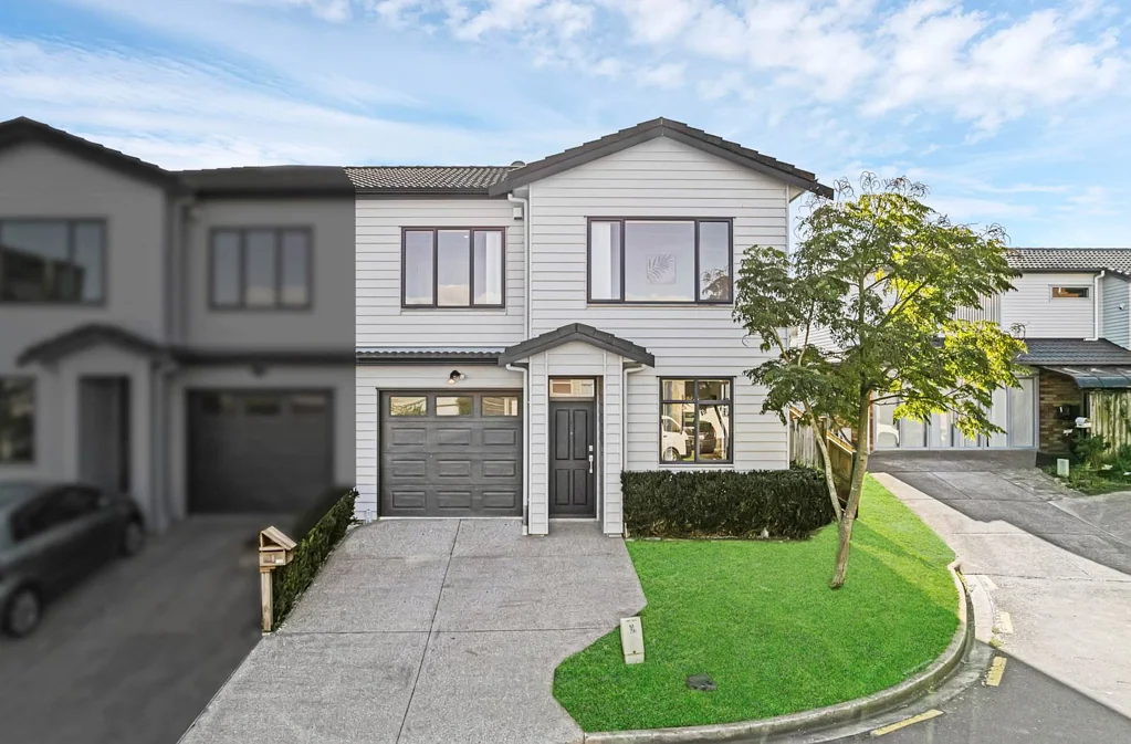 8 Bushpark Place, Flat Bush, Manukau City, Auckland