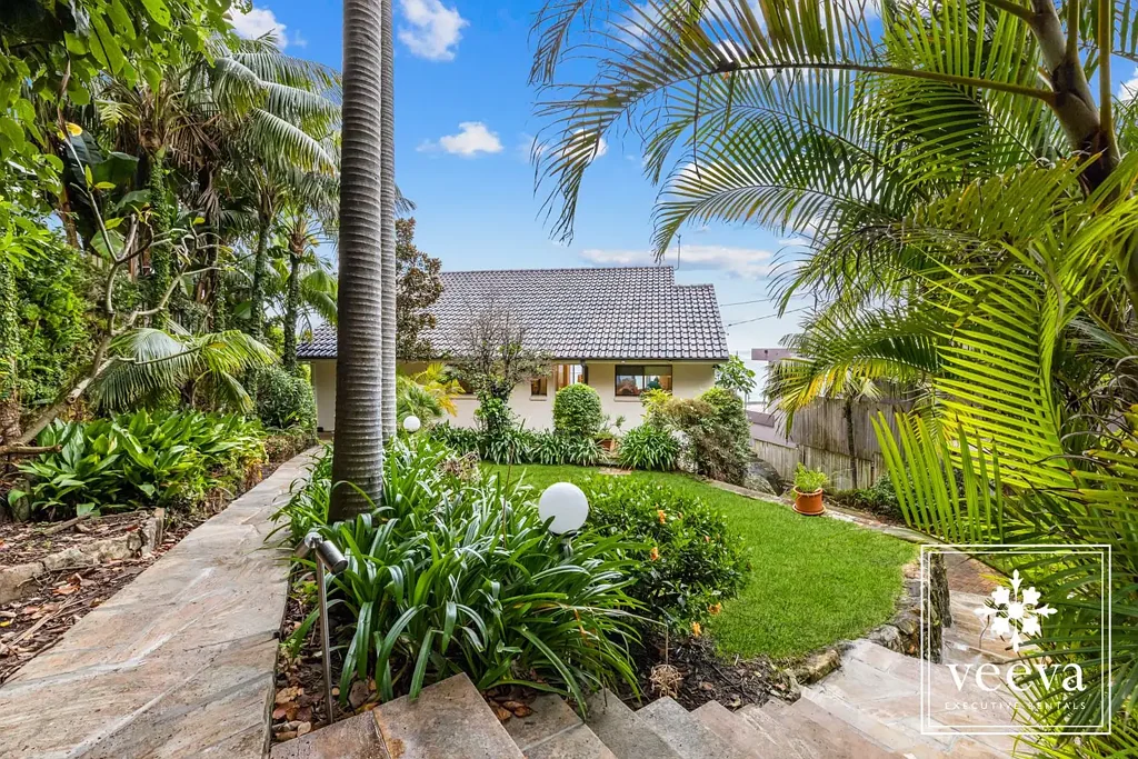 MAGICAL VIEWS OF DEE WHY