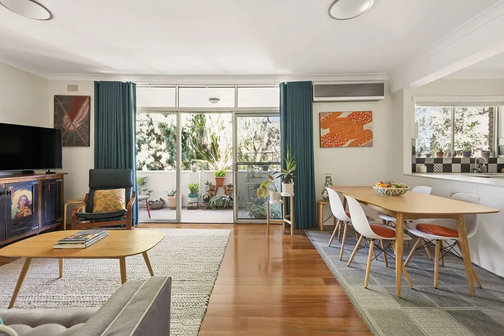 Summer Hill 2 Bedroom Sleek Style in a Fully Renovated Apartment