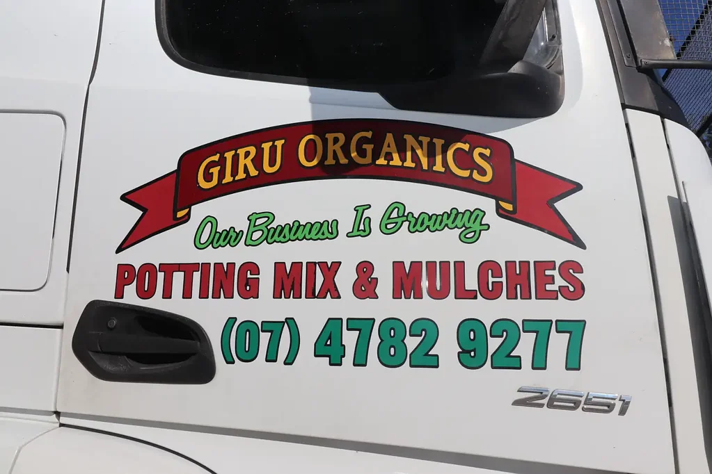 Giru 3Zimmer Freehold family business with strong return!