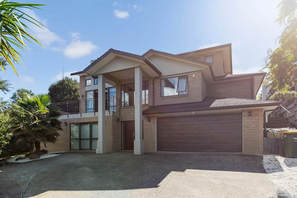 17 Lakeridge Close, Albany, North Shore City, Auckland