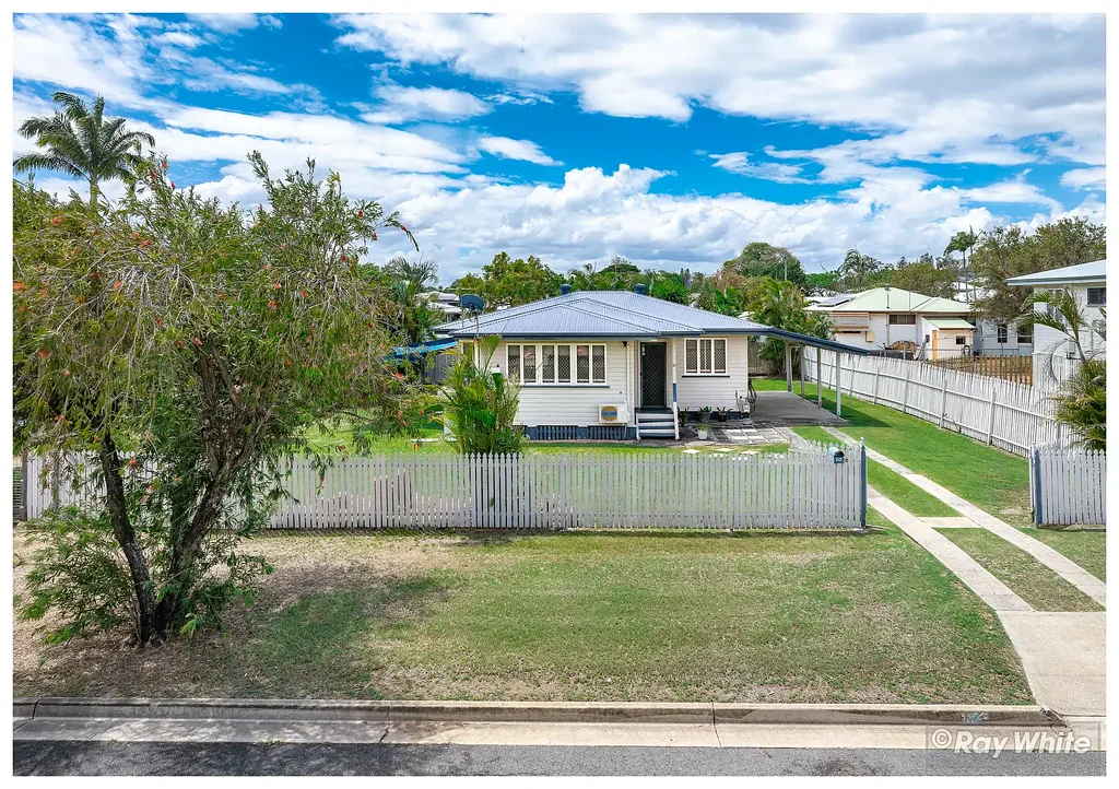 West Rockhampton 3कमरा Beautiful Lowset Home with Renovated Kitchen & Bathroom