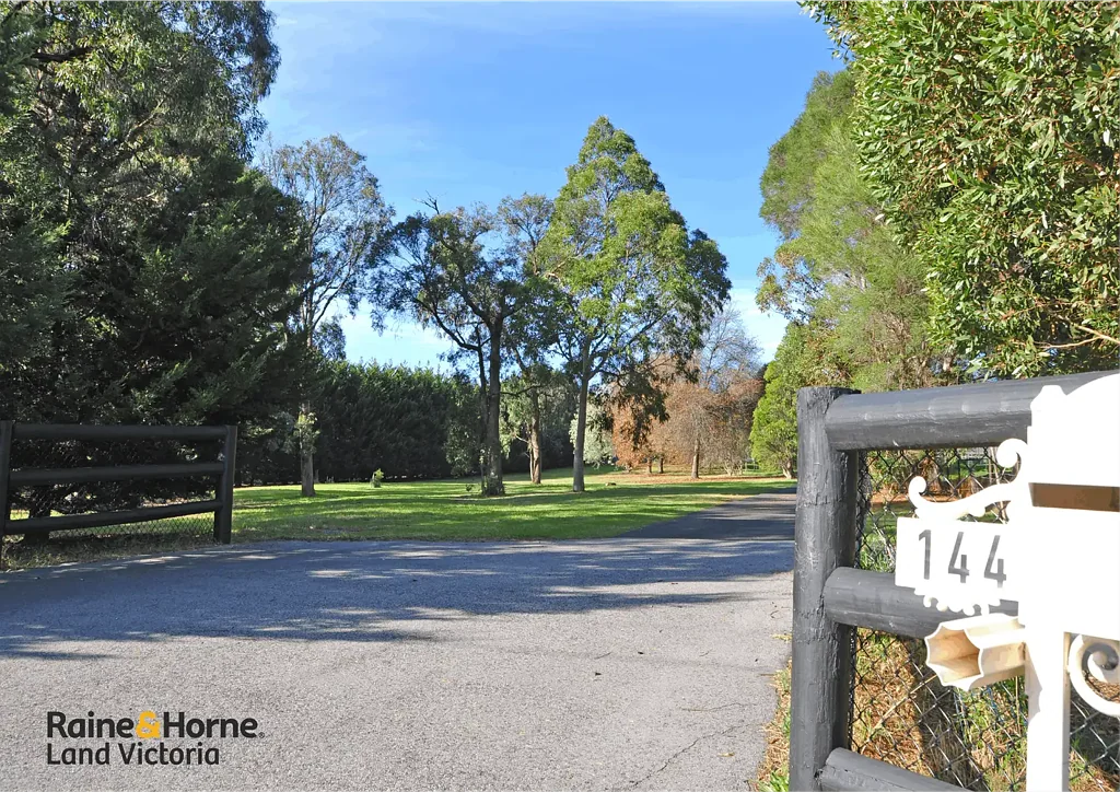 Langwarrin 6침실 Rare 2.5 Acre Family Estate - Minutes From Schools, Shops & Amenities