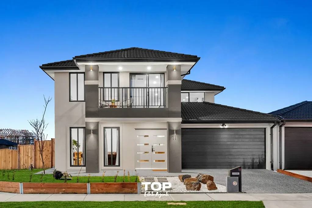 Clyde North 4房  Stylish Brand New Family Living in Sought-After Location