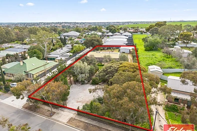 Gawler East 4房  UNDER CONTRACT BY CHRISTOPHER HURST