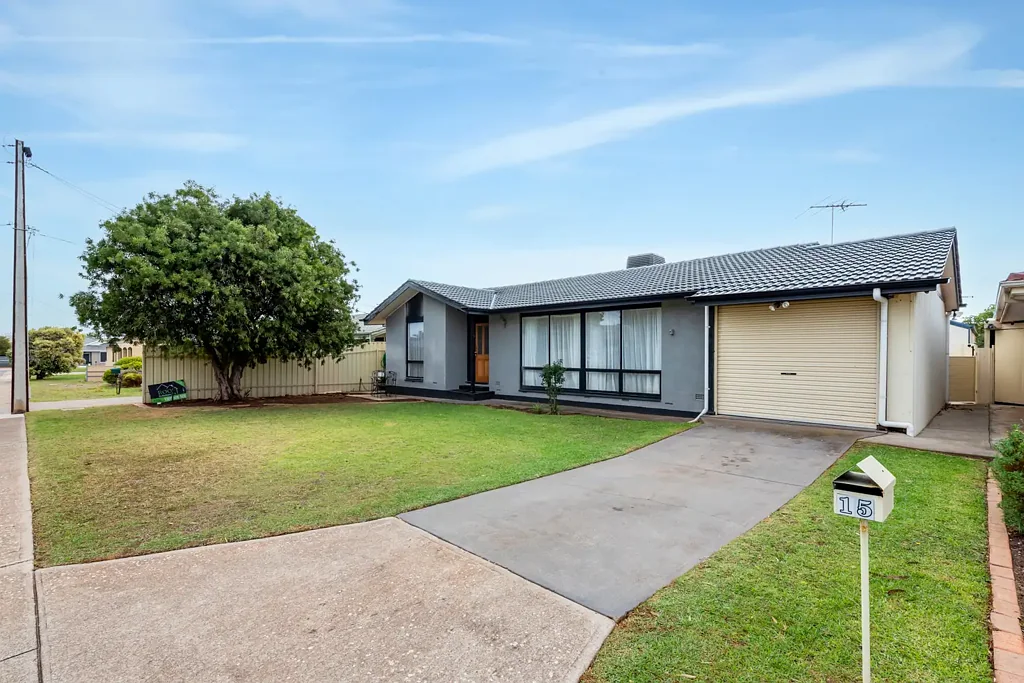 Port Noarlunga South 4침실 An opportunity not to be missed, in a highly desirable coastal suburb
