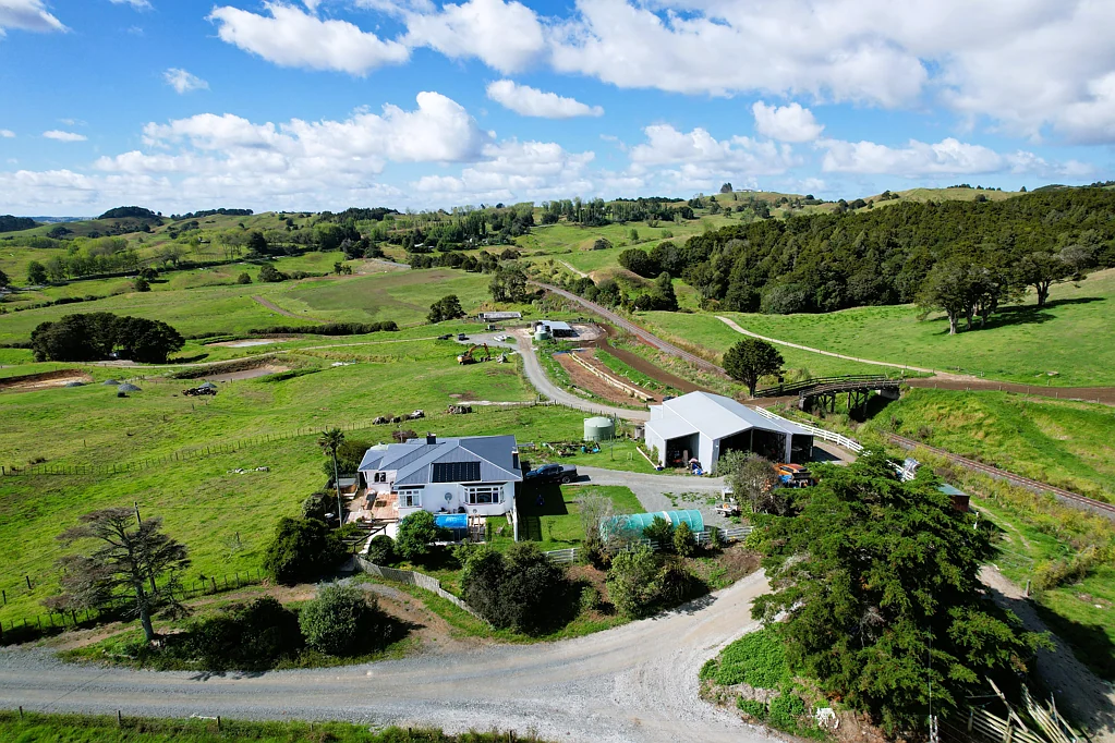 Maungaturoto Close to Town and Desirable