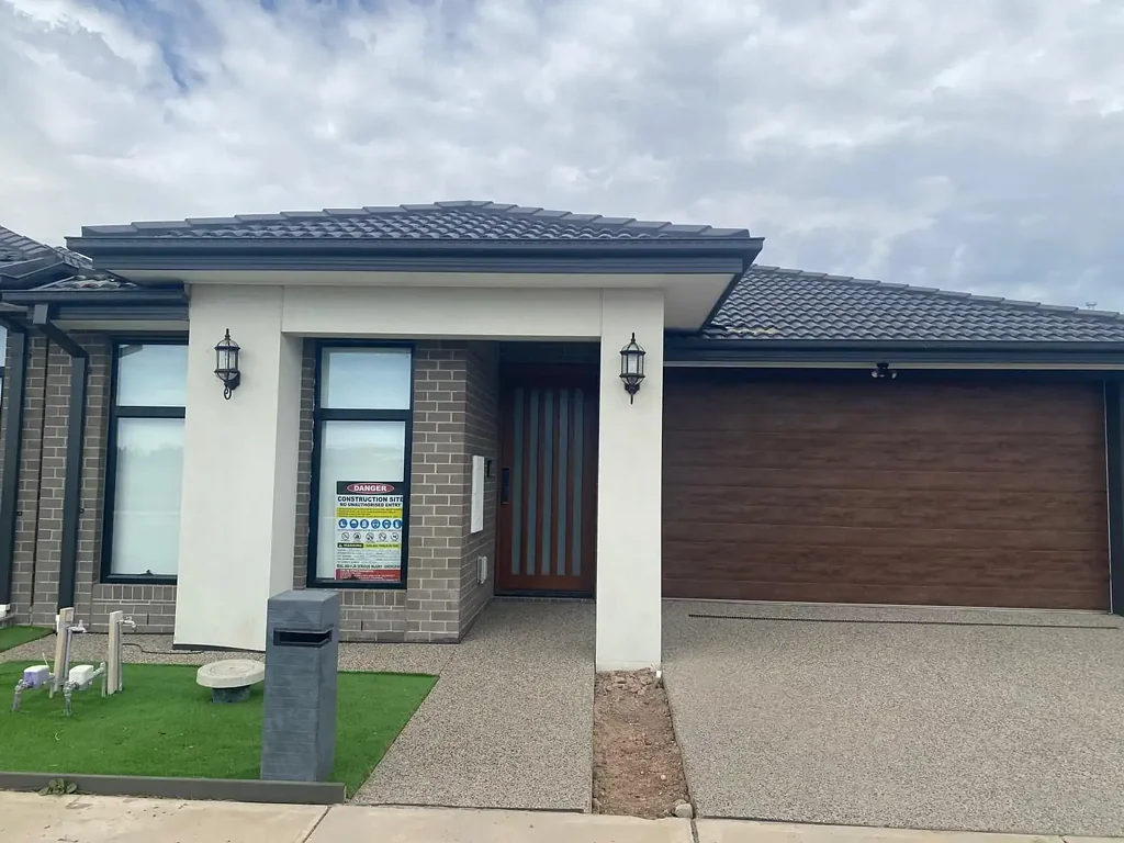 71 Jarrahwood Circuit, Clyde, VIC 3978