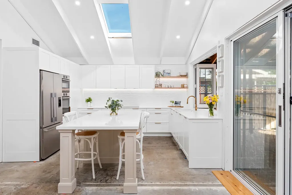 21 Gordon Road, Empire Bay, NSW 2257