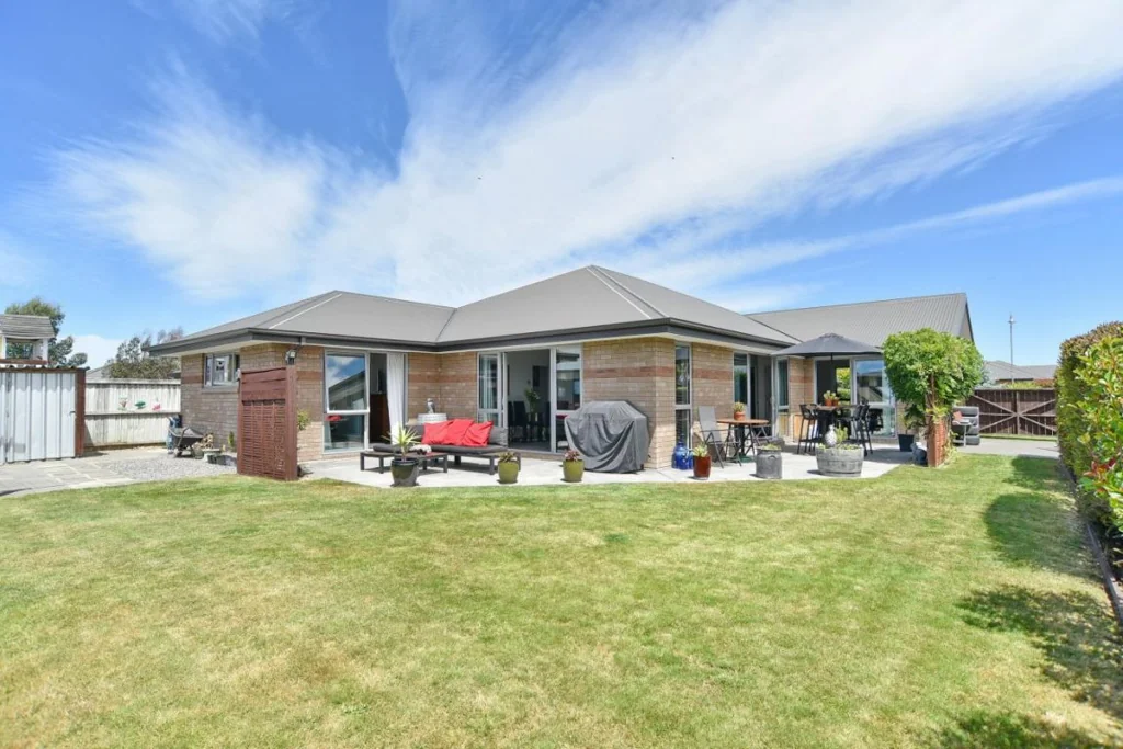 2 Foxton Drive, Kaiapoi, Waimakariri