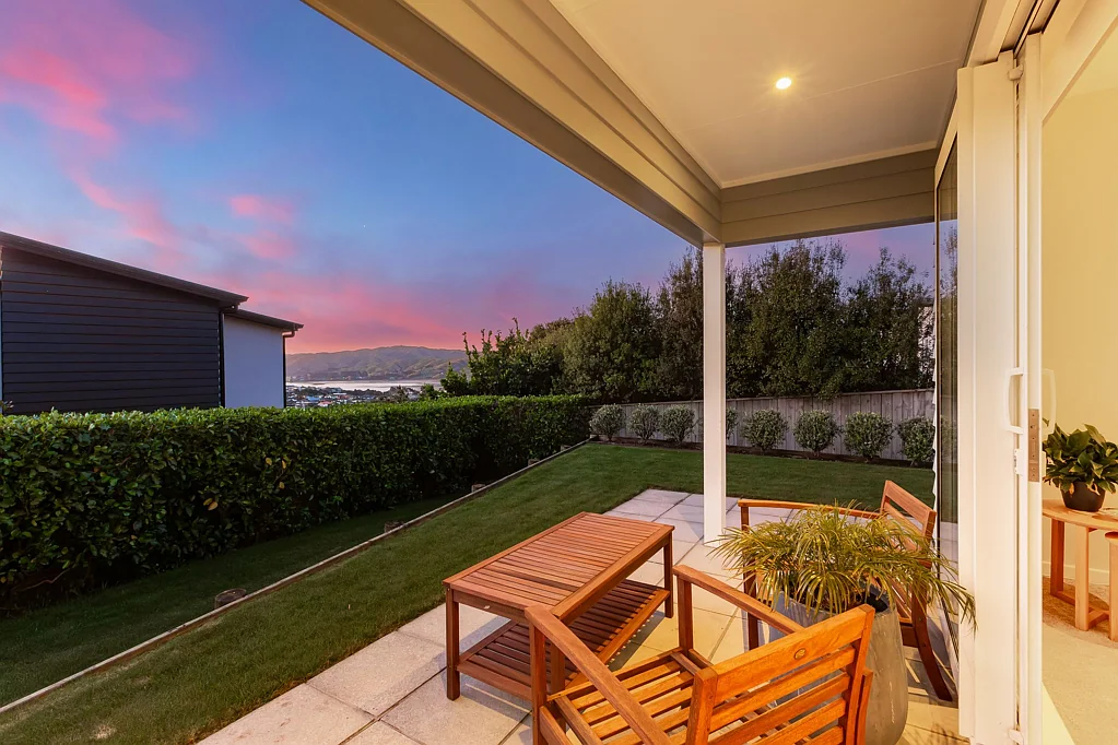 135 Endeavour Drive, Whitby, Porirua, Wellington
