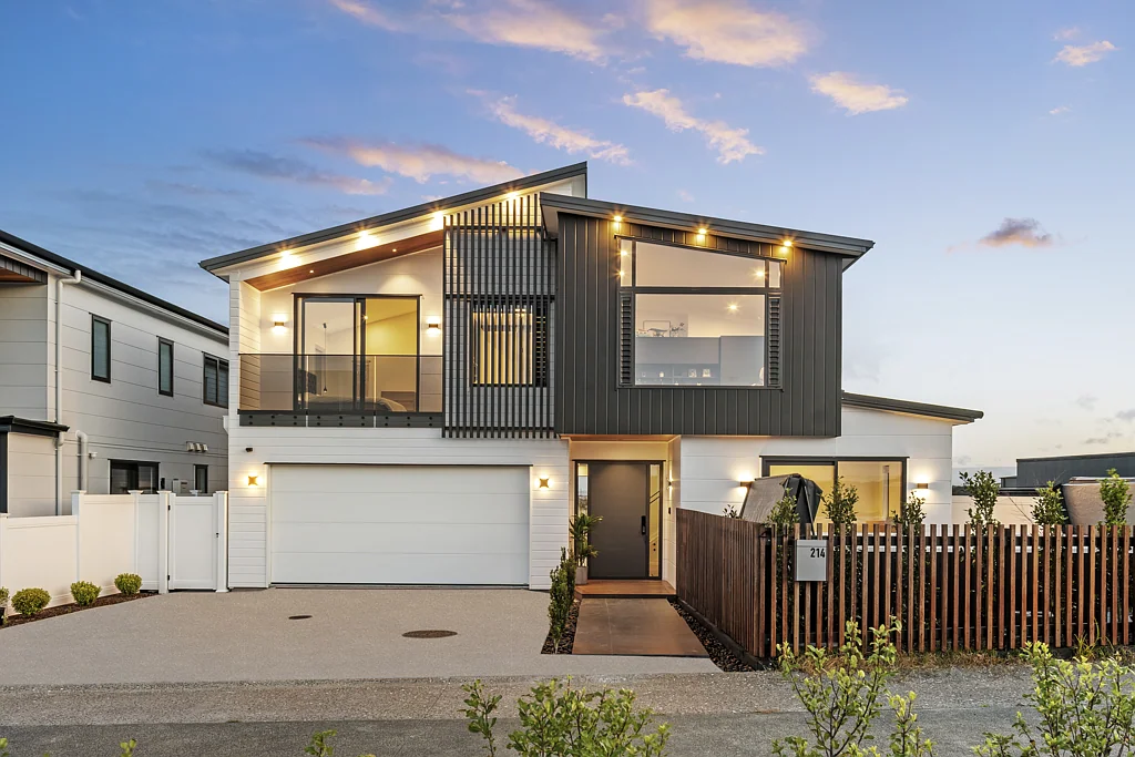 214 Vaughans Road, Long Bay, North Shore City, Auckland