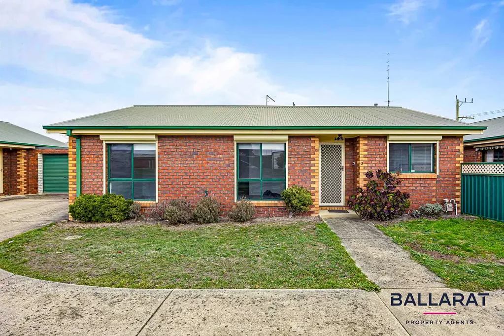 Sebastopol 2房  Perfect First Home or Smart Investment Cosy Two Bedroom Townhouse