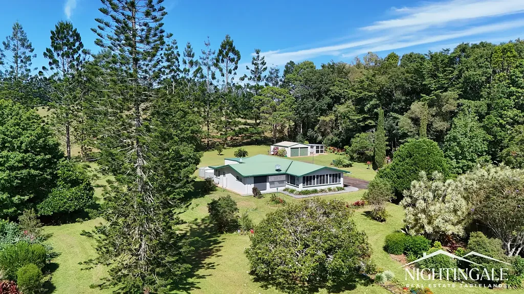 Malanda 3部屋 2.5 acres I Location I Family Home & Shed
