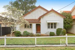 5 GLOUCESTER ST, Concord