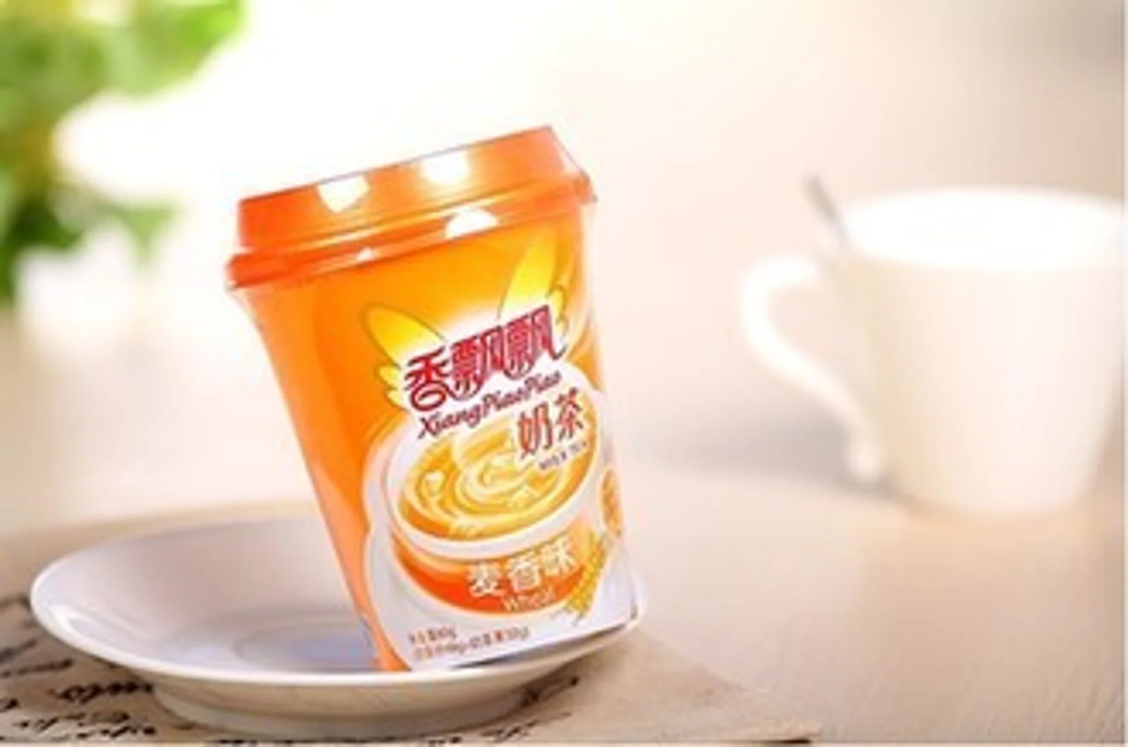 一年卖出数亿杯的香飘飘，并不只有一个爆款品牌