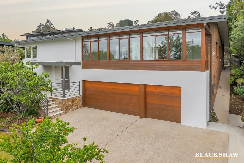 Deakin 4房  Sublime views, endless potential: once-in-50-years opportunity