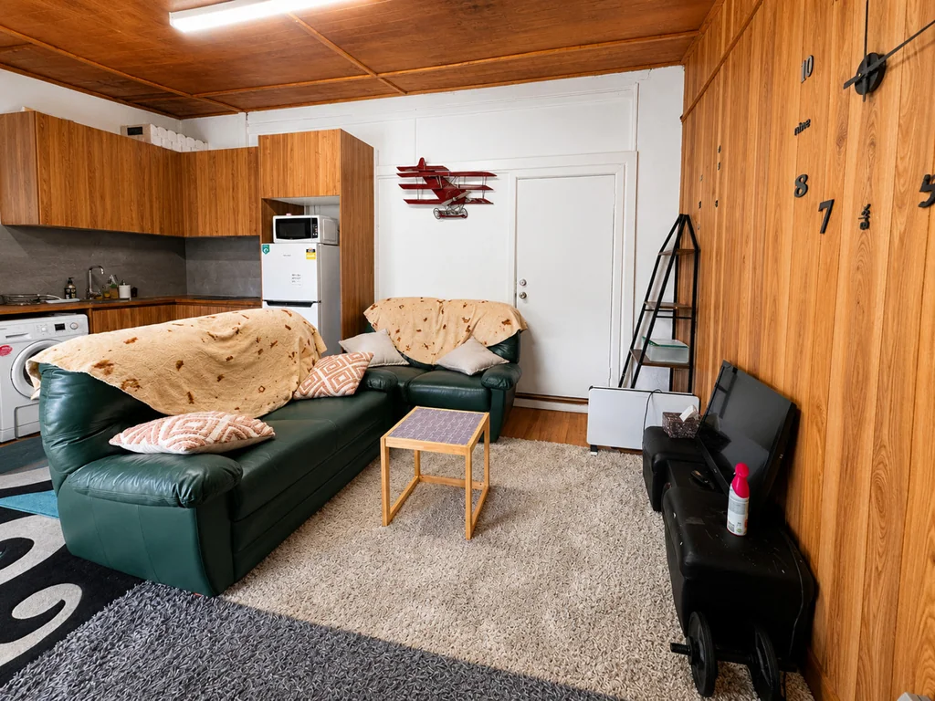Furnished One Bedroom - Walk to Riverstone Station!