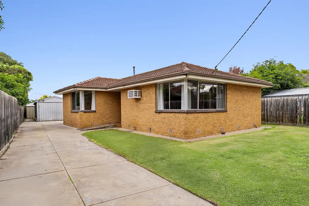 Altona 3ห้องนอน Dual Income Potential, Endless Versatility, Prime Bayside Location