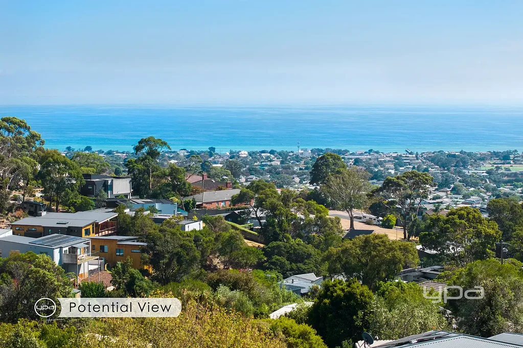 Dromana 海滨瑰宝 Jamieson街私藏 壮丽湾景已批建许可 便捷生活触手可及 Sweeping Bay Views. Exclusive Address. Approved Plans Ready to Go.