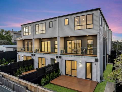 23 Pupuke Road, Birkenhead, North Shore City, Auckland