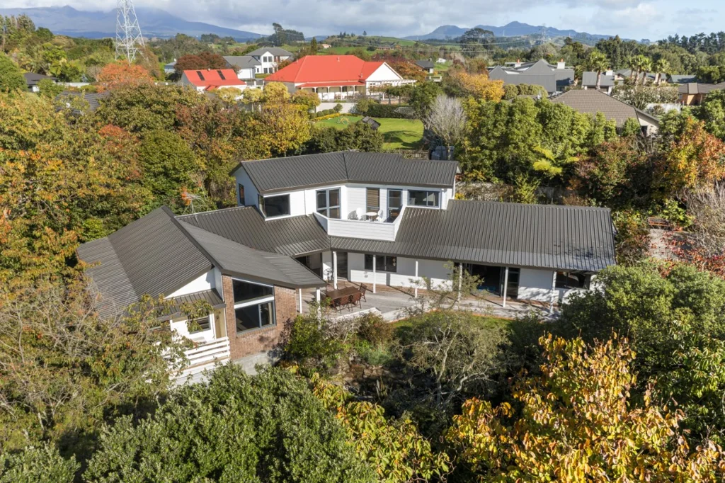 60 Veale Road, Ridgewood, New Plymouth, Taranaki