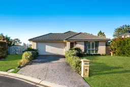 4 DONOHOE WAY, Silverdale