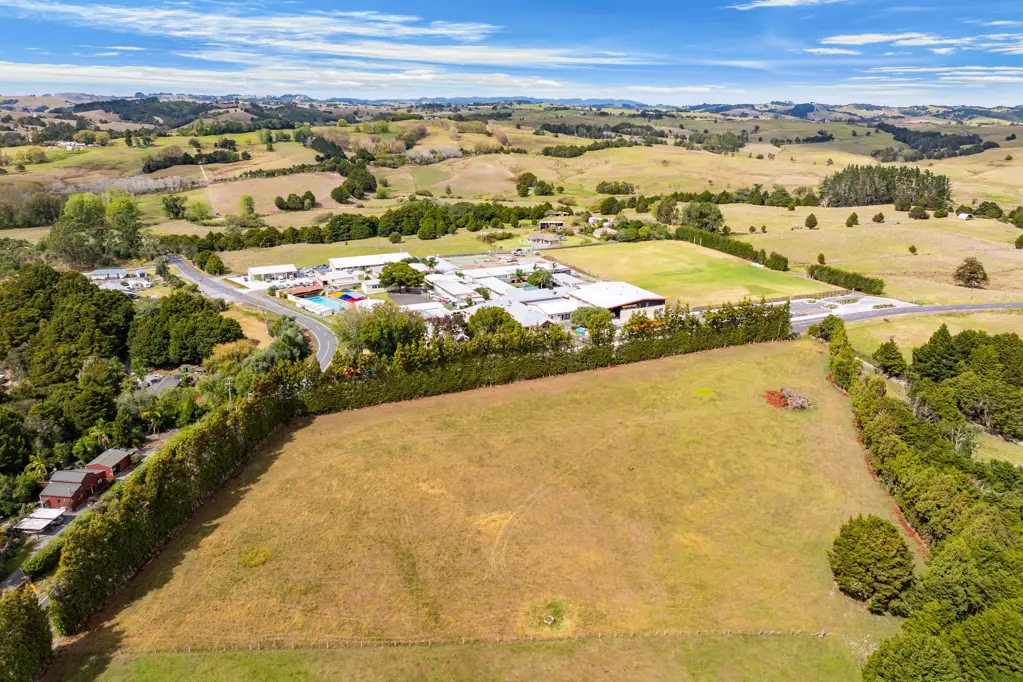 Maungakaramea 1.2ha bareland in Maungakaramea