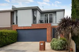 11 Lorne Terrace, Flora Hill