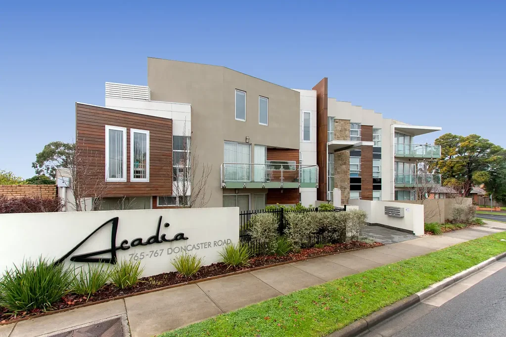 Beautiful Apartment And Great Location!